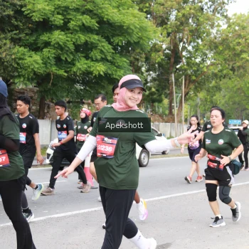 Runner Photo 3916874