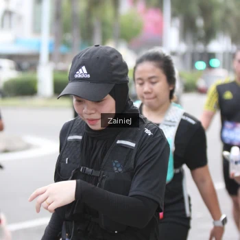 Runner Photo 3916875
