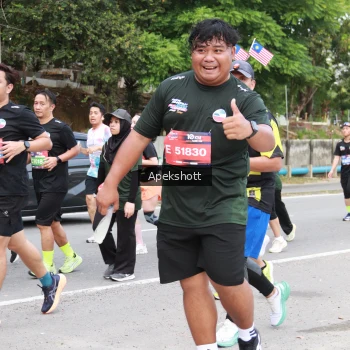 Runner Photo 3916916