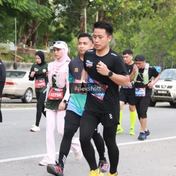 Runner Photo 3916933