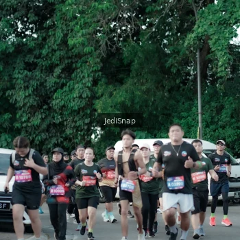 Runner Photo 3916967