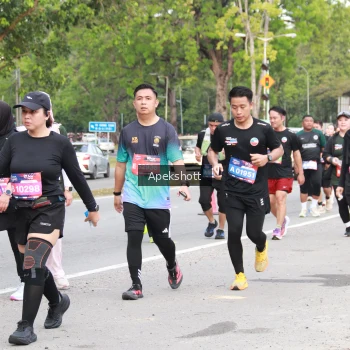 Runner Photo 3916987
