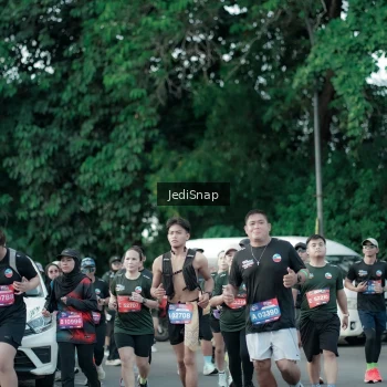 Runner Photo 3916992