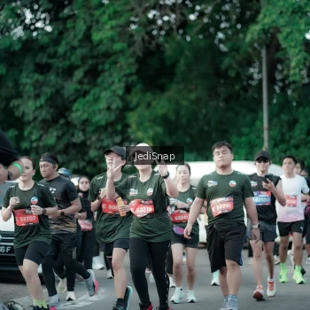 Runner Photo 3917008