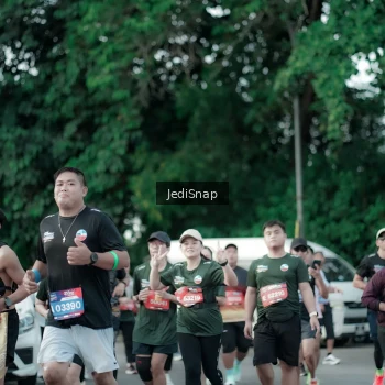 Runner Photo 3917028