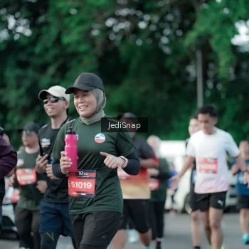 Runner Photo 3917066