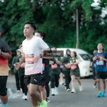 Runner Photo 3917113