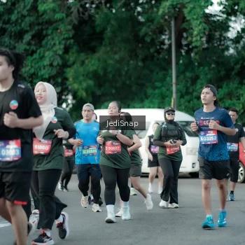 Runner Photo 3917123