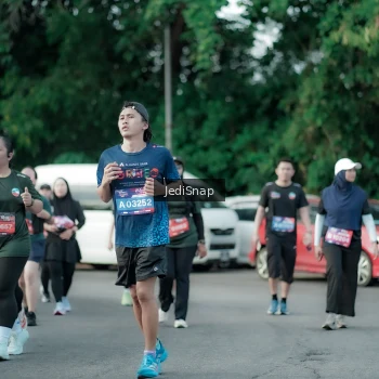 Runner Photo 3917125
