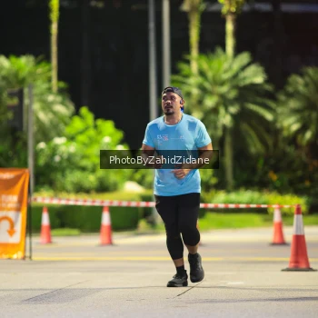 Runner Photo 3917255