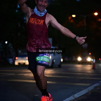 Runner Photo 3917272