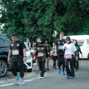 Runner Photo 3917275
