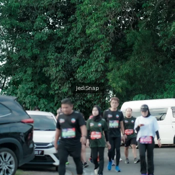 Runner Photo 3917284