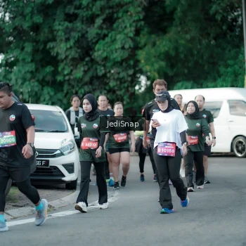 Runner Photo 3917304