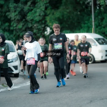 Runner Photo 3917313