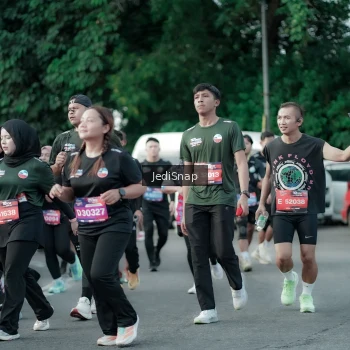 Runner Photo 3917412