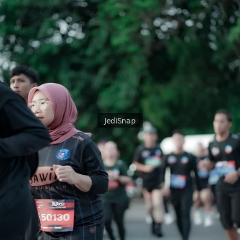 Runner Photo 3917440