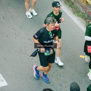 Runner Photo 3917531