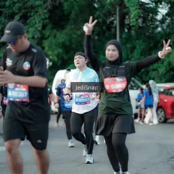Runner Photo 3917545