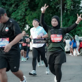 Runner Photo 3917546