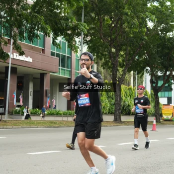 Runner Photo 3917574