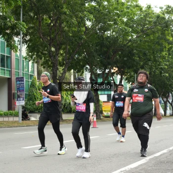 Runner Photo 3917575