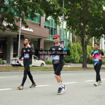 Runner Photo 3917588