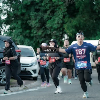Runner Photo 3917593