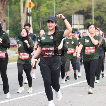 Runner Photo 3917618