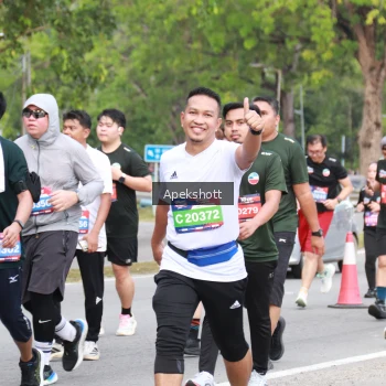 Runner Photo 3917636