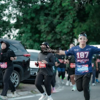 Runner Photo 3917638