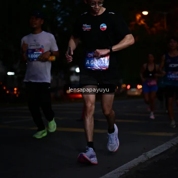Runner Photo 3917645