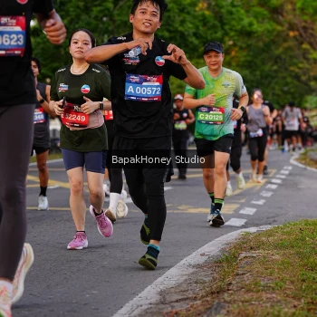 Runner Photo 3917659