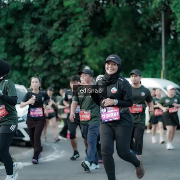Runner Photo 3917676