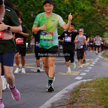 Runner Photo 3917700