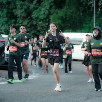 Runner Photo 3917712