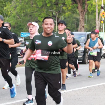 Runner Photo 3917747
