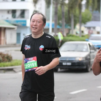 Runner Photo 3917770