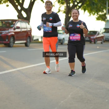 Runner Photo 3917773
