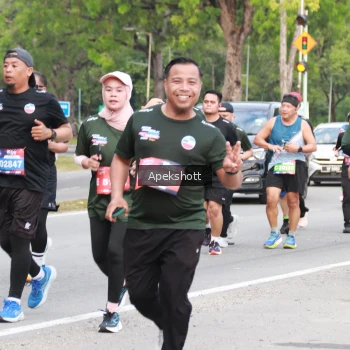 Runner Photo 3917776