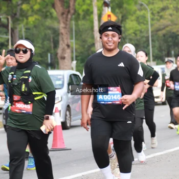 Runner Photo 3917800