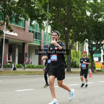 Runner Photo 3917842