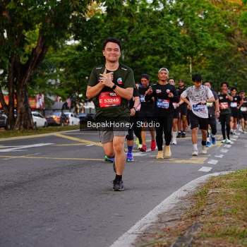 Runner Photo 3917873