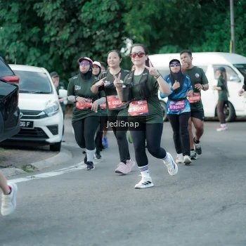 Runner Photo 3917921