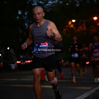 Runner Photo 3917939