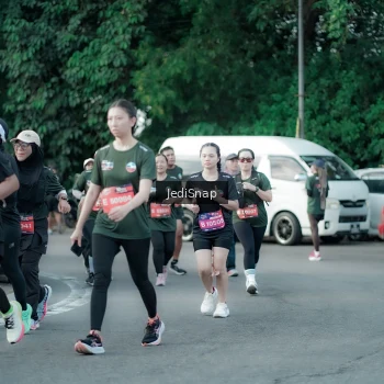 Runner Photo 3917948
