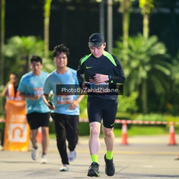Runner Photo 3918000