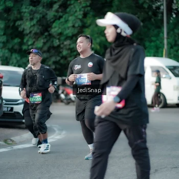 Runner Photo 3918019