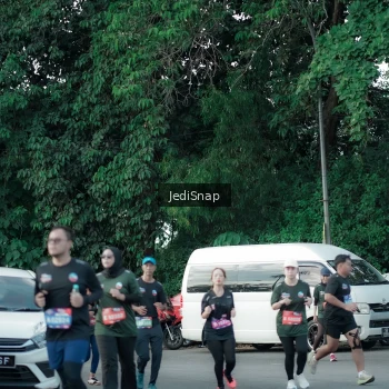 Runner Photo 3918100