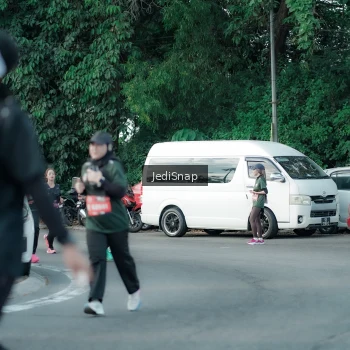 Runner Photo 3918115